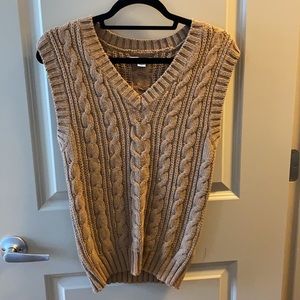 Sweater vest